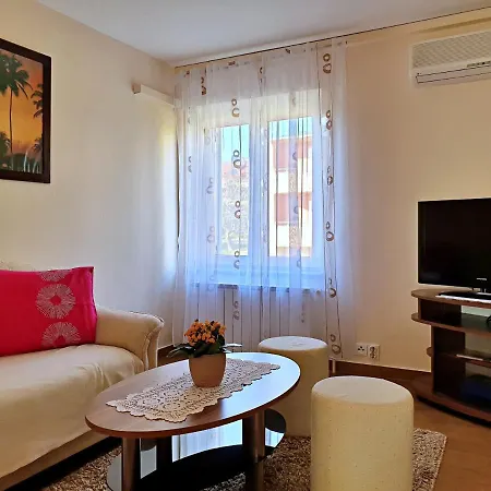 Apartament By The Sea Cizici, Krk - 19177 Malinska