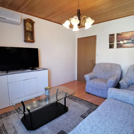 By The Sea Cizici, Krk - 19177 Apartment *